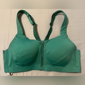 NWOT Victoria’s Secret Knockout High Support  Sports Bra Jade Green Size 36C